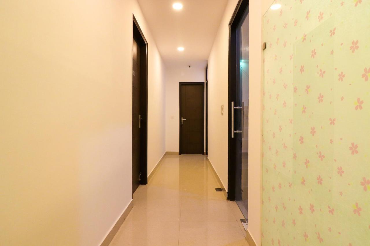Oyo 63841 White Orchid Hotel Indraprast Exterior photo